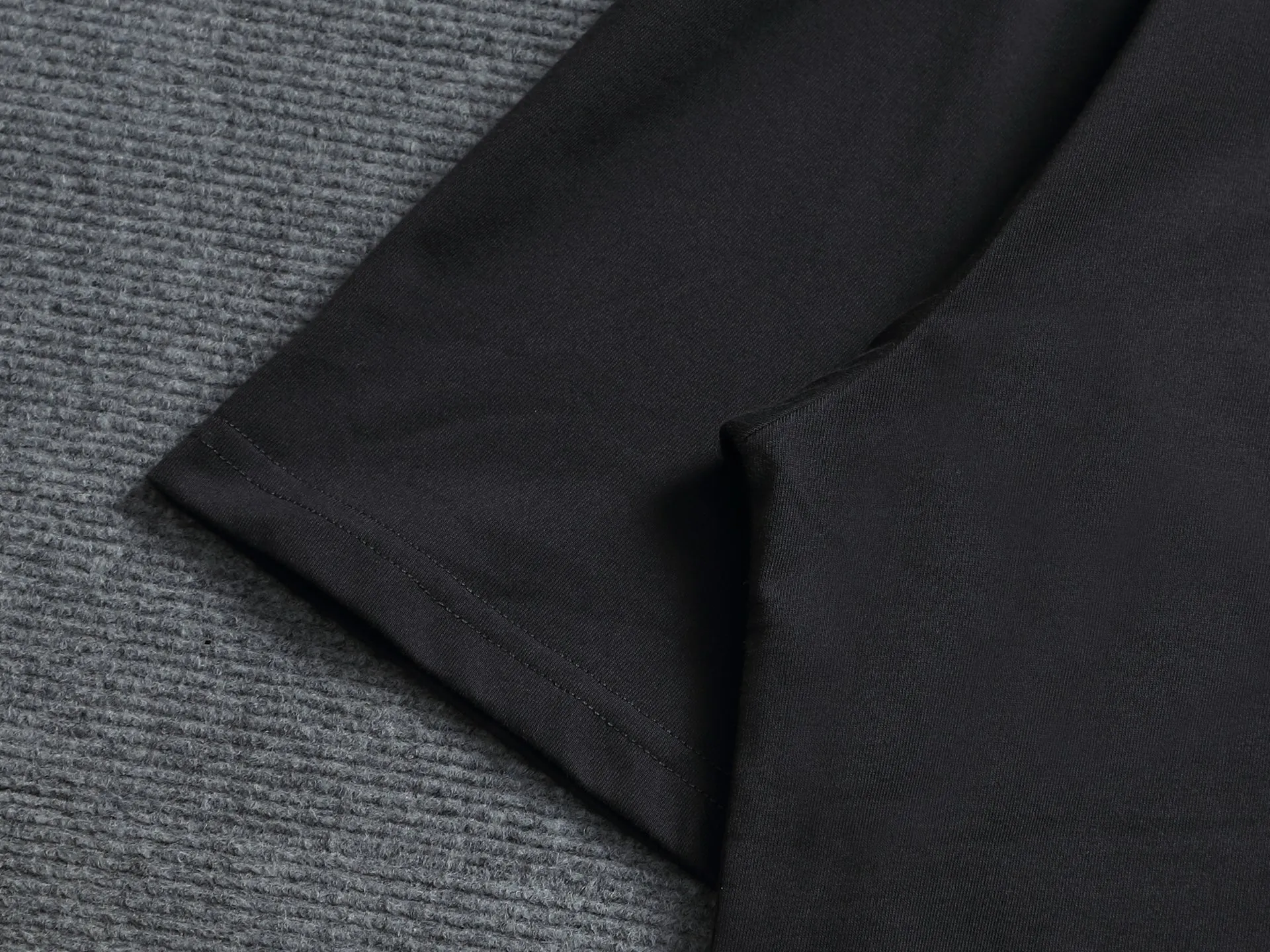 BALENCIAGA 2026 SCHOOL Logo ， Retro Same Style T 320 Versatile : Black Size：XS S M L